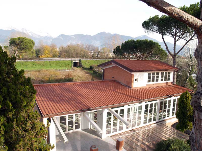 toiture Il Coppo di Alubel villa à la campagne